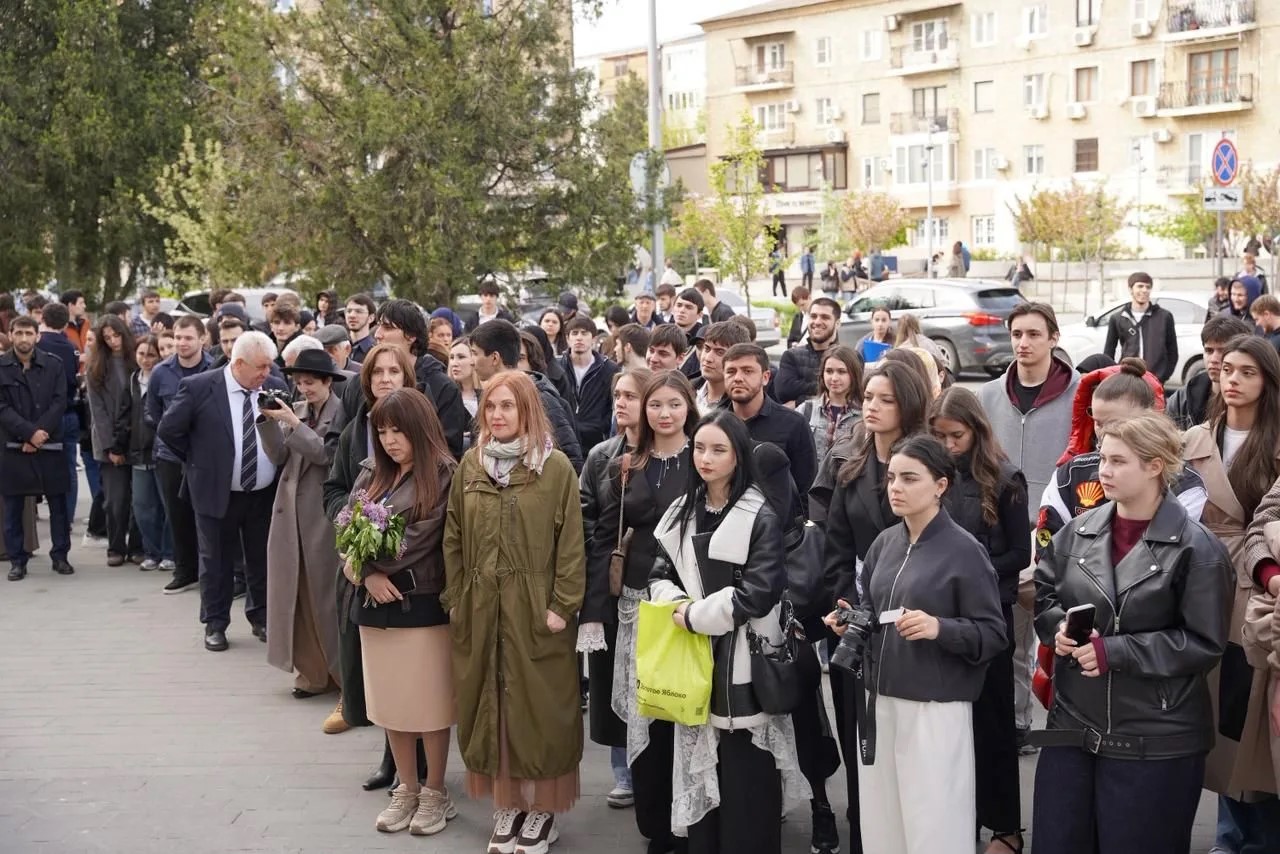 Память, объединяющая поколения: в ДГУ прошла акция «15 дней до Победы»